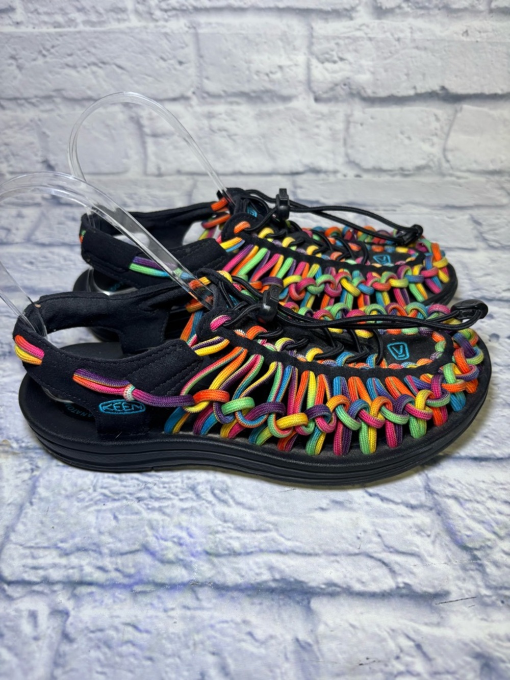 KEEN Uneek Tie-Dye Slip-On Sandals Womens 7 US Colorful Paracord Drawstring - Picture 5 of 13